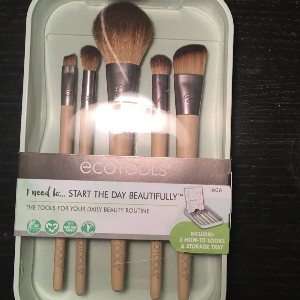BNIB EcoTools Start The Day Beautifully Brush Set